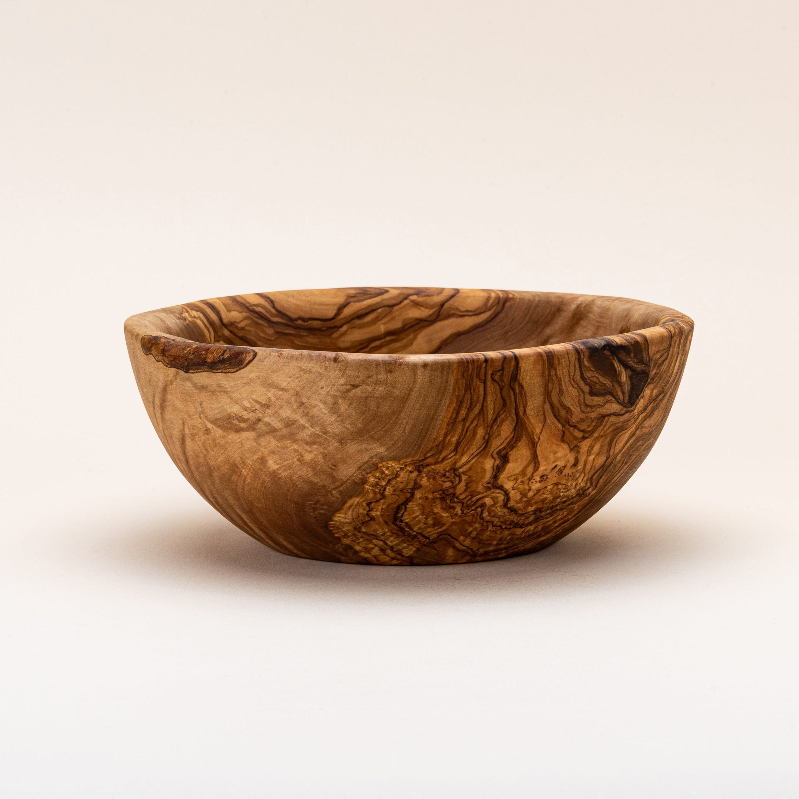 olive-wood-bowl-2